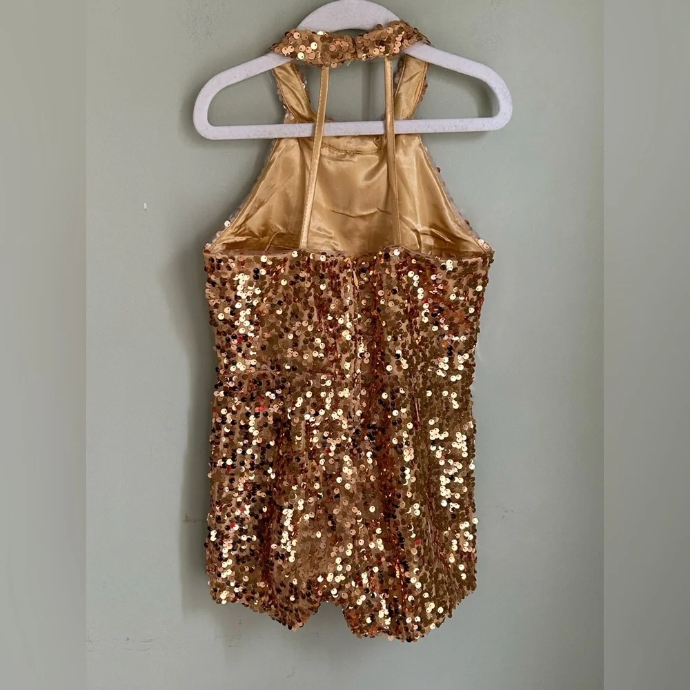 NWT Chictry Halter Neck Sequined Romper Gold Size 8. Open back/zipper. Lined